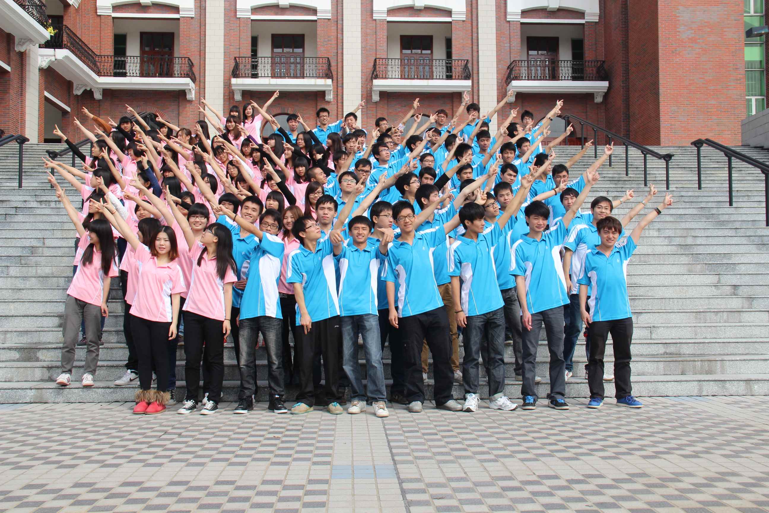 2011年廣東培正學院羽毛球協會合照