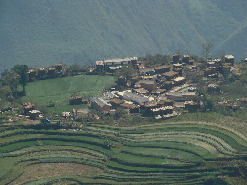 家底村 家底村