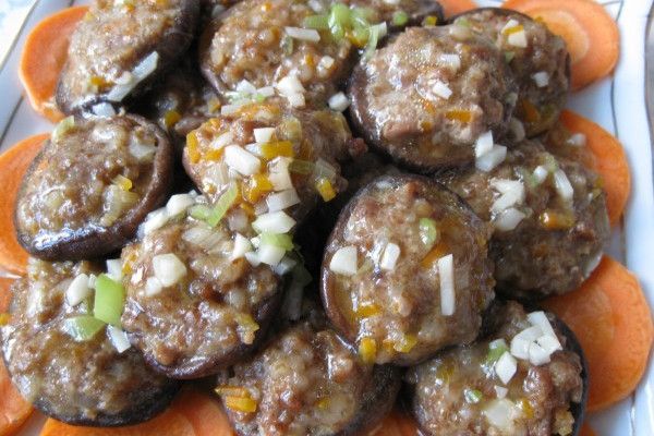 釀餡香菇 釀餡香菇