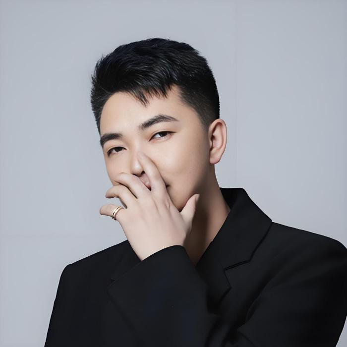 Top♨️文亮 Top♨️文亮