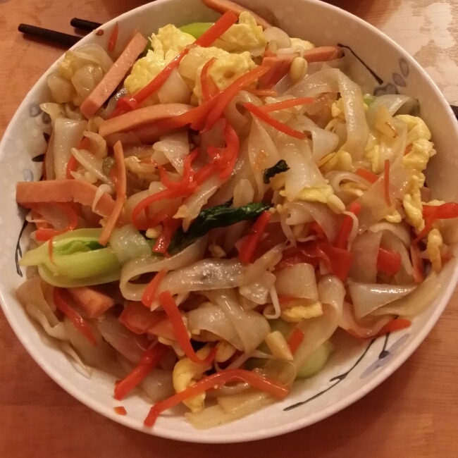 蔬菜炒粿條