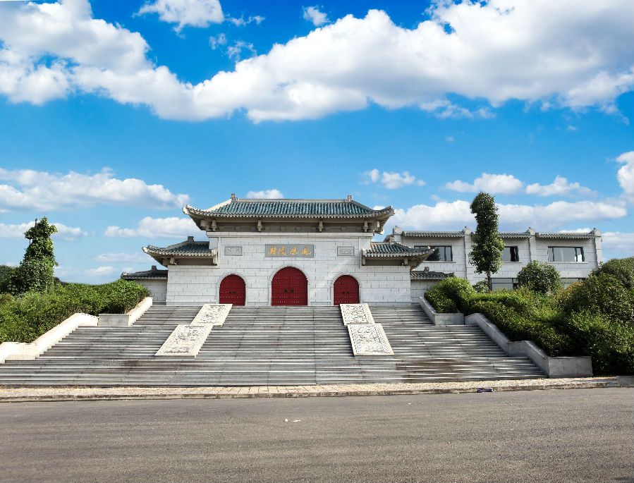 鳳凰陵園 鳳凰陵園