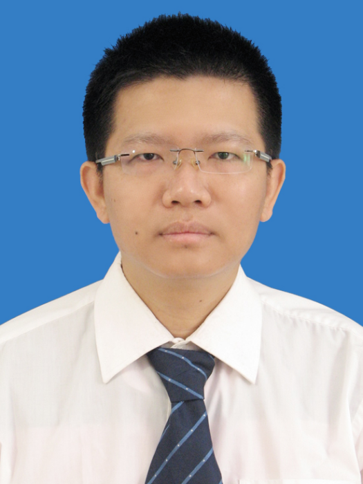 吳坤湖(海南省瓊中縣發改委副主任) 吳坤湖(海南省瓊中縣發改委副主任)