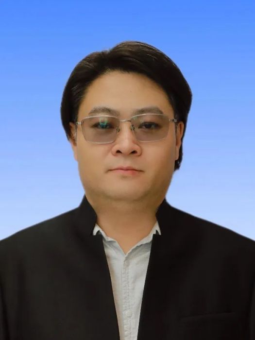 李曉波(北京四海八荒科技有限公司總經理,內蒙古網路文藝家協會副主席) 李曉波(北京四海八荒科技有限公司總經理,內蒙古網路文藝家協會副主席)