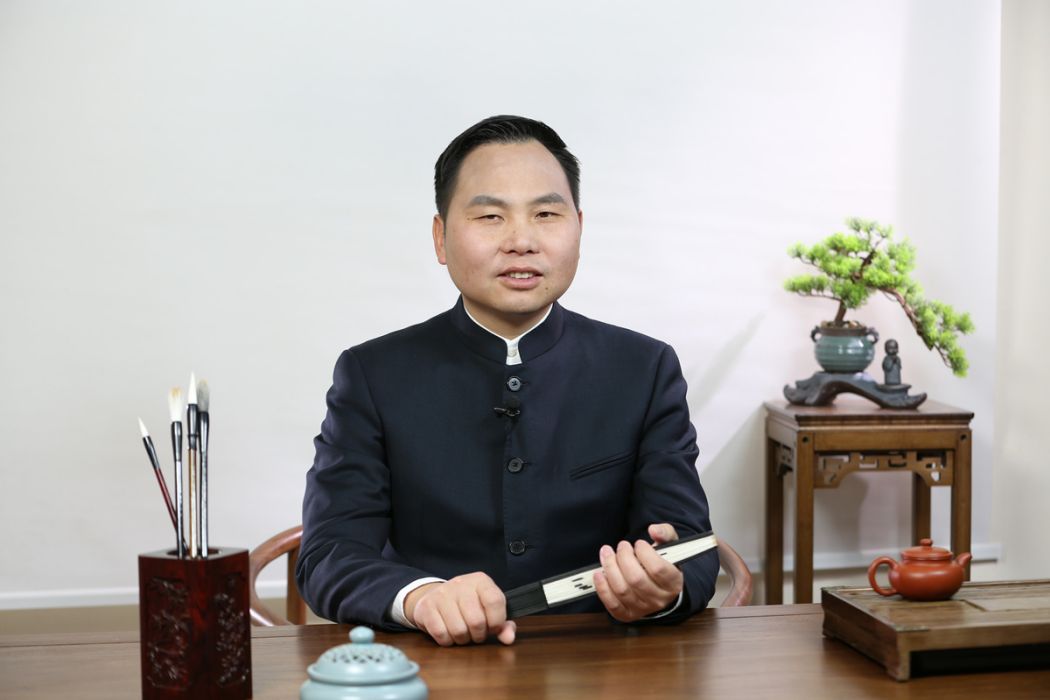 王進武(華夏國學研究院執行院長) 王進武(華夏國學研究院執行院長)