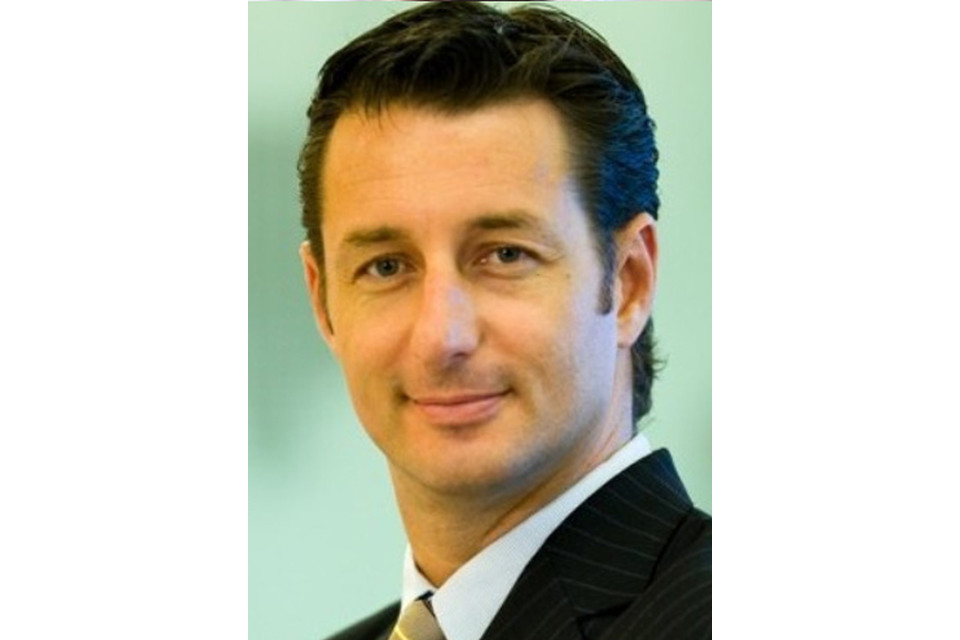 安德魯·諾(Andrew Knott) 安德魯·諾(Andrew Knott)