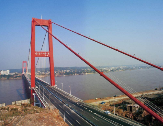 宜昌長江公路大橋呈西南至東北方向布置