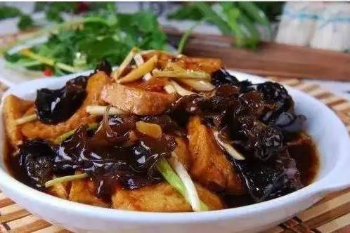 豆腐碎木耳 豆腐碎木耳