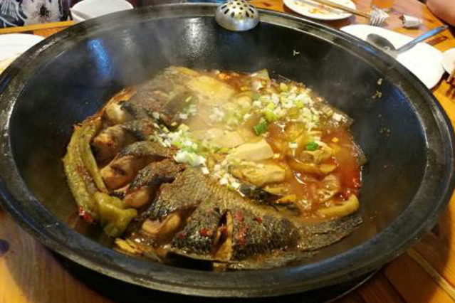 酒香鐵鍋魚 酒香鐵鍋魚
