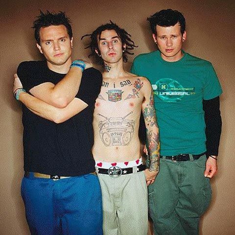 Blink-182(blink 182) Blink-182(blink 182)