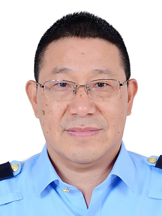 葉華(湖北省隨州市曾都區市場監督管理局黨組成員、副局長、四級調研員)