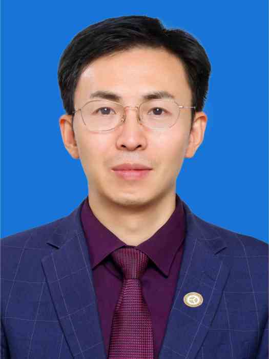 陳誠(律師,盈科綿陽管委會主任、黨支部書記) 陳誠(律師,盈科綿陽管委會主任、黨支部書記)