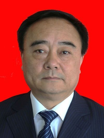 馮斌(涼山州財政局二級調研員) 馮斌(涼山州財政局二級調研員)