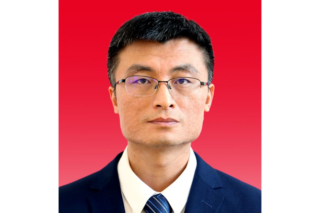 馮超(陝西省寶雞市鳳翔區委常委、虢王鎮黨委書記) 馮超(陝西省寶雞市鳳翔區委常委、虢王鎮黨委書記)