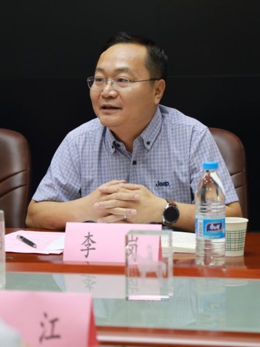 李崗(秦始皇帝陵博物院黨委書記、院長) 李崗(秦始皇帝陵博物院黨委書記、院長)
