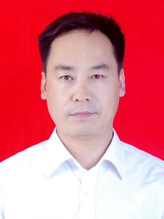 高天寶(河南省鄭州市上街區城管局黨組書記、局長) 高天寶(河南省鄭州市上街區城管局黨組書記、局長)