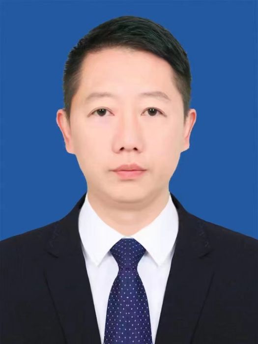 謝洪(貴州省畢節市七星關區衛生健康局黨委委員、兼任中共畢節市七星關區委非公有制經濟組織和社會組織工作委員) 謝洪(貴州省畢節市七星關區衛生健康局黨委委員、兼任中共畢節市七星關區委非公有制經濟組織和社會組織工作委員)