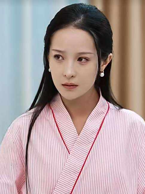 八年成空