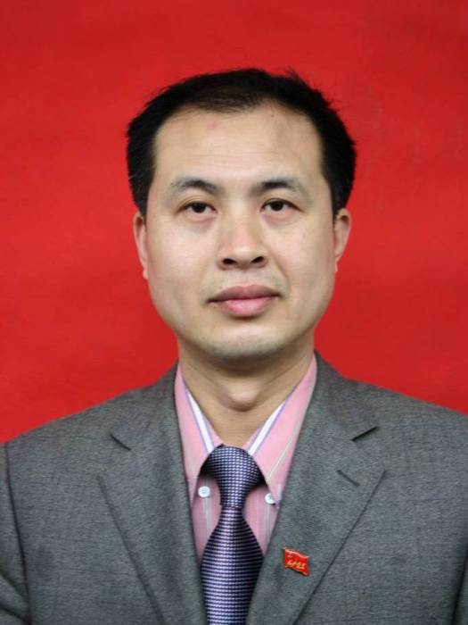 楊順成(永州市供銷合作聯社黨組成員、總經濟師) 楊順成(永州市供銷合作聯社黨組成員、總經濟師)