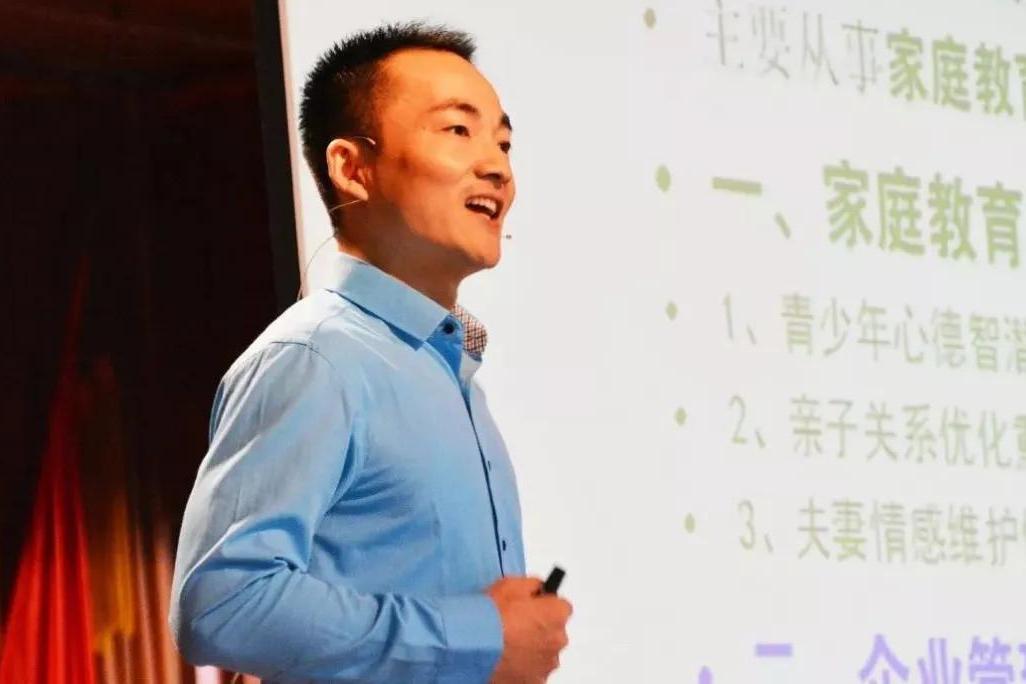 楚峽(家文化研究與推廣專家)