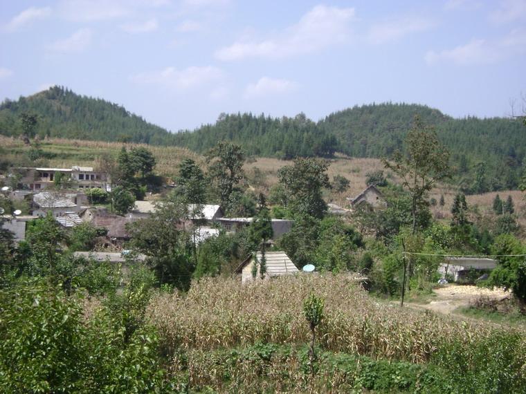 包包自然村(雲南昆明市銅都鎮下轄村) 包包自然村(雲南昆明市銅都鎮下轄村)