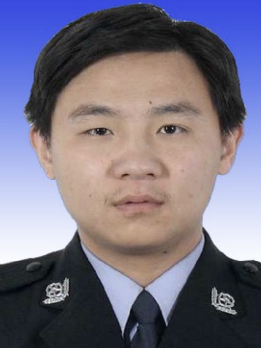 賀偉(新疆維吾爾自治區喀什地區澤普縣人民政府黨組成員、副縣長) 賀偉(新疆維吾爾自治區喀什地區澤普縣人民政府黨組成員、副縣長)