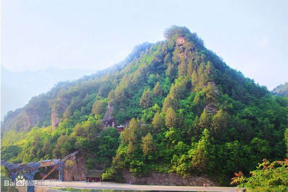 鸑鷟山 鸑鷟山