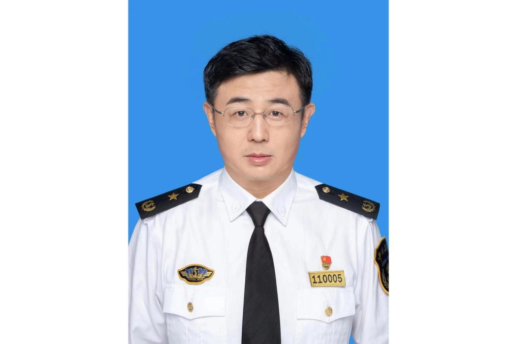 劉浩(中華人民共和國海南海事局黨組成員、紀檢組組長) 劉浩(中華人民共和國海南海事局黨組成員、紀檢組組長)