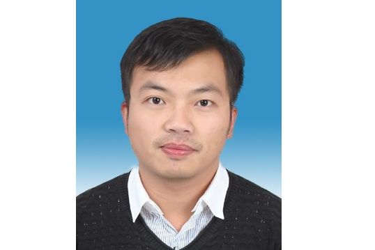張鴻(湖北省廣水市郝店鎮黨委副書記、鎮長) 張鴻(湖北省廣水市郝店鎮黨委副書記、鎮長)