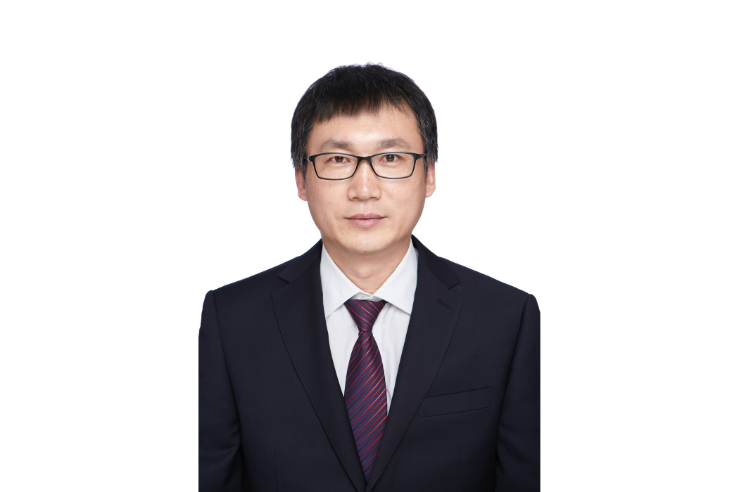 張國順(國網北京市電力公司朝陽供電公司五級職員行銷師(技能類)、供電服務三室班長) 張國順(國網北京市電力公司朝陽供電公司五級職員行銷師(技能類)、供電服務三室班長)