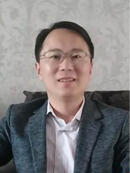 王斌(中共福建省委黨校（福建行政學院）哲學教研部副教授)