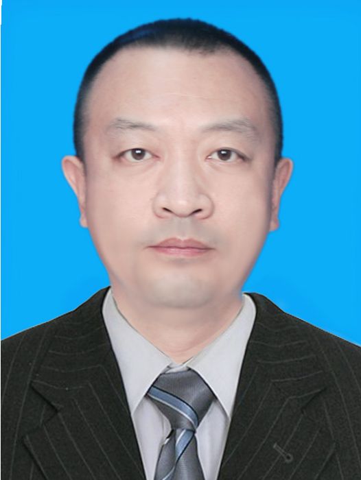 劉岩松(山東省濟南市長清區統計局四級調研員) 劉岩松(山東省濟南市長清區統計局四級調研員)
