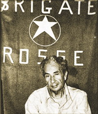 阿爾多·莫羅被“紅色旅”關押期間的照片
