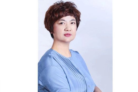 王青(江蘇世昌農牧集團股份有限公司董事長) 王青(江蘇世昌農牧集團股份有限公司董事長)