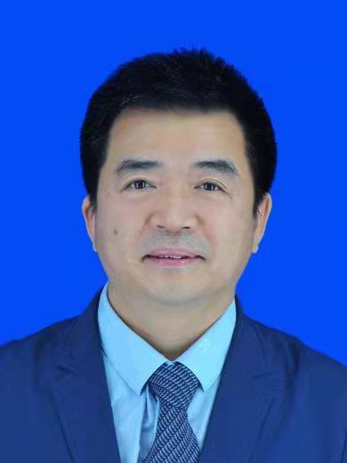 王玉國(齊齊哈爾高等師範專科學校校長、黨委副書記) 王玉國(齊齊哈爾高等師範專科學校校長、黨委副書記)