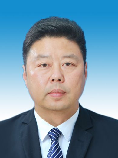 曾勇(四川省綿陽市平武縣司法局黨組成員、政治處主任、一級主任科員) 曾勇(四川省綿陽市平武縣司法局黨組成員、政治處主任、一級主任科員)