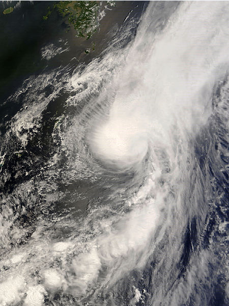 強熱帶風暴麥德姆衛星雲圖