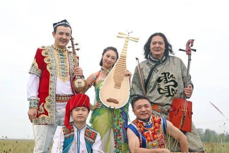 五色風樂團
