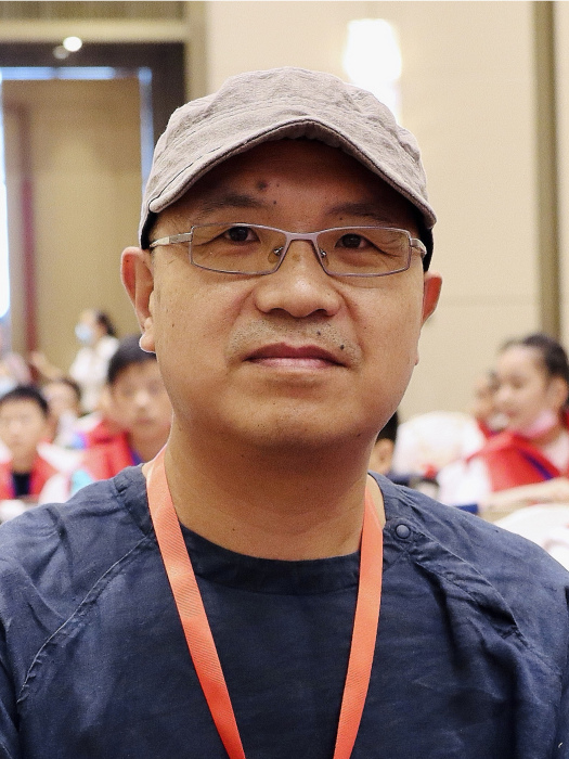 張勁松(湖北省美術家協會會員) 張勁松(湖北省美術家協會會員)