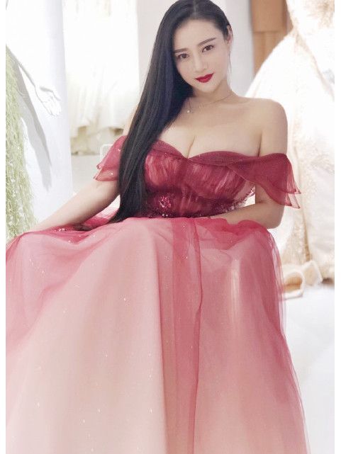 何旋(中國內地女演員) 何旋(中國內地女演員)