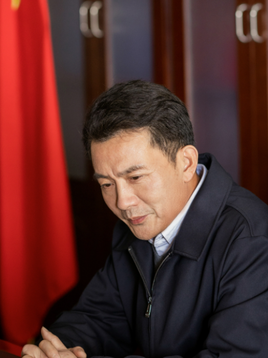 李子平(電視劇《江河日上》中的角色) 李子平(電視劇《江河日上》中的角色)