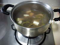 椿芽豆腐湯