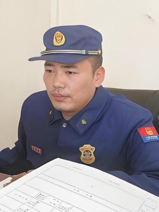 吳月(北京市懷柔鎮專職消防員) 吳月(北京市懷柔鎮專職消防員)