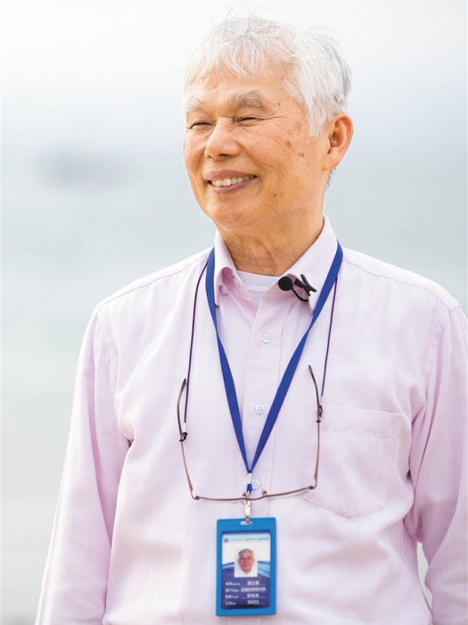 周義明(中國科學院深海科學與工程研究所研究員) 周義明(中國科學院深海科學與工程研究所研究員)