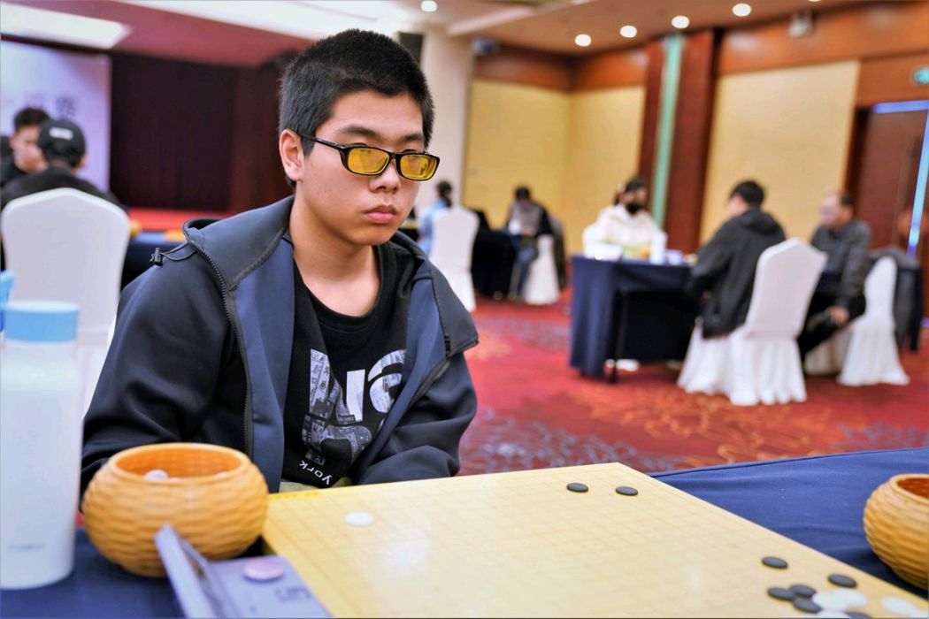 王楚軒(職業圍棋運動員) 王楚軒(職業圍棋運動員)