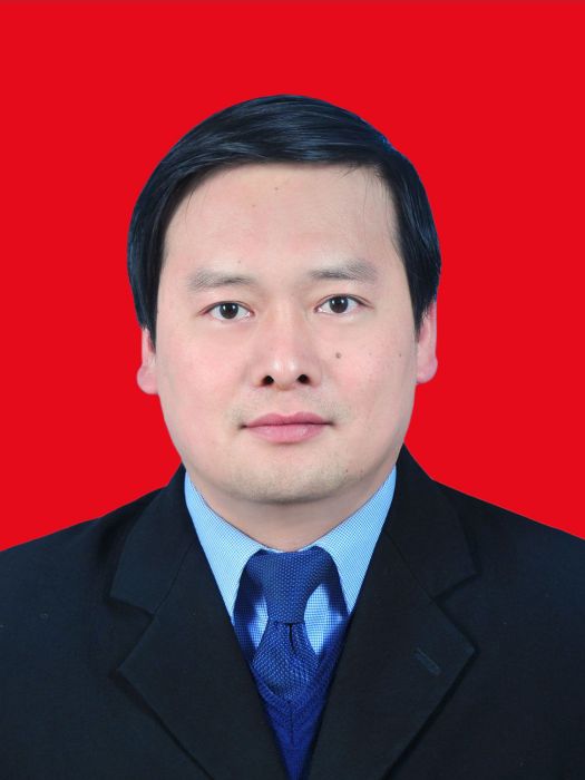 李鐵鋒(河南省長葛市委常委,市政府副市長、黨組副書記) 李鐵鋒(河南省長葛市委常委,市政府副市長、黨組副書記)