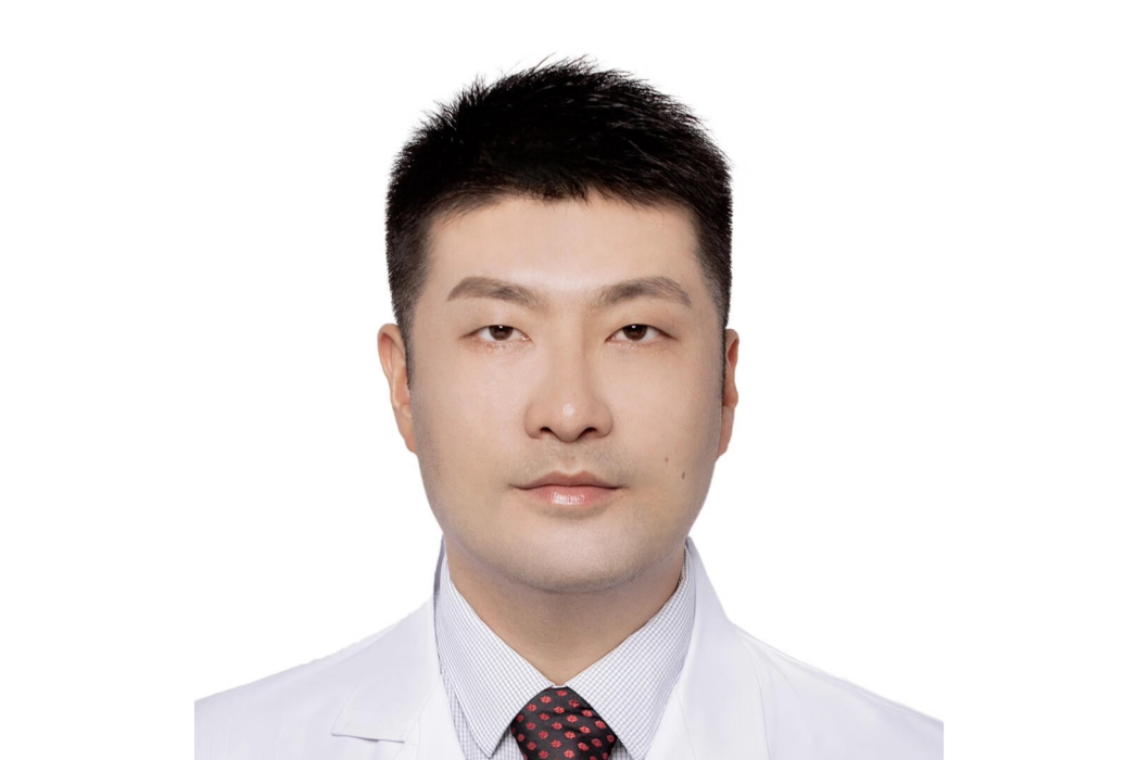 何源(河南中醫藥大學第三附屬醫院醫生) 何源(河南中醫藥大學第三附屬醫院醫生)