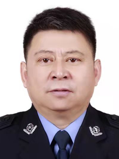 馬力(內蒙古自治區察右前旗公安局黨委員、副局長) 馬力(內蒙古自治區察右前旗公安局黨委員、副局長)