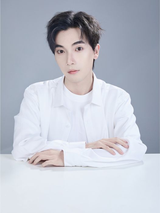 劉雨鑫(中國內地男演員) 劉雨鑫(中國內地男演員)