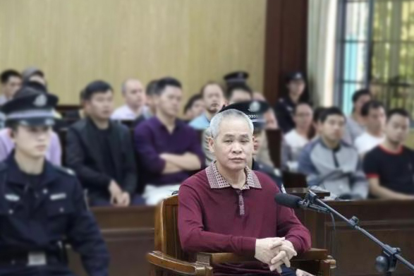 張光勤(龍州縣公安局上金派出所原所長) 張光勤(龍州縣公安局上金派出所原所長)